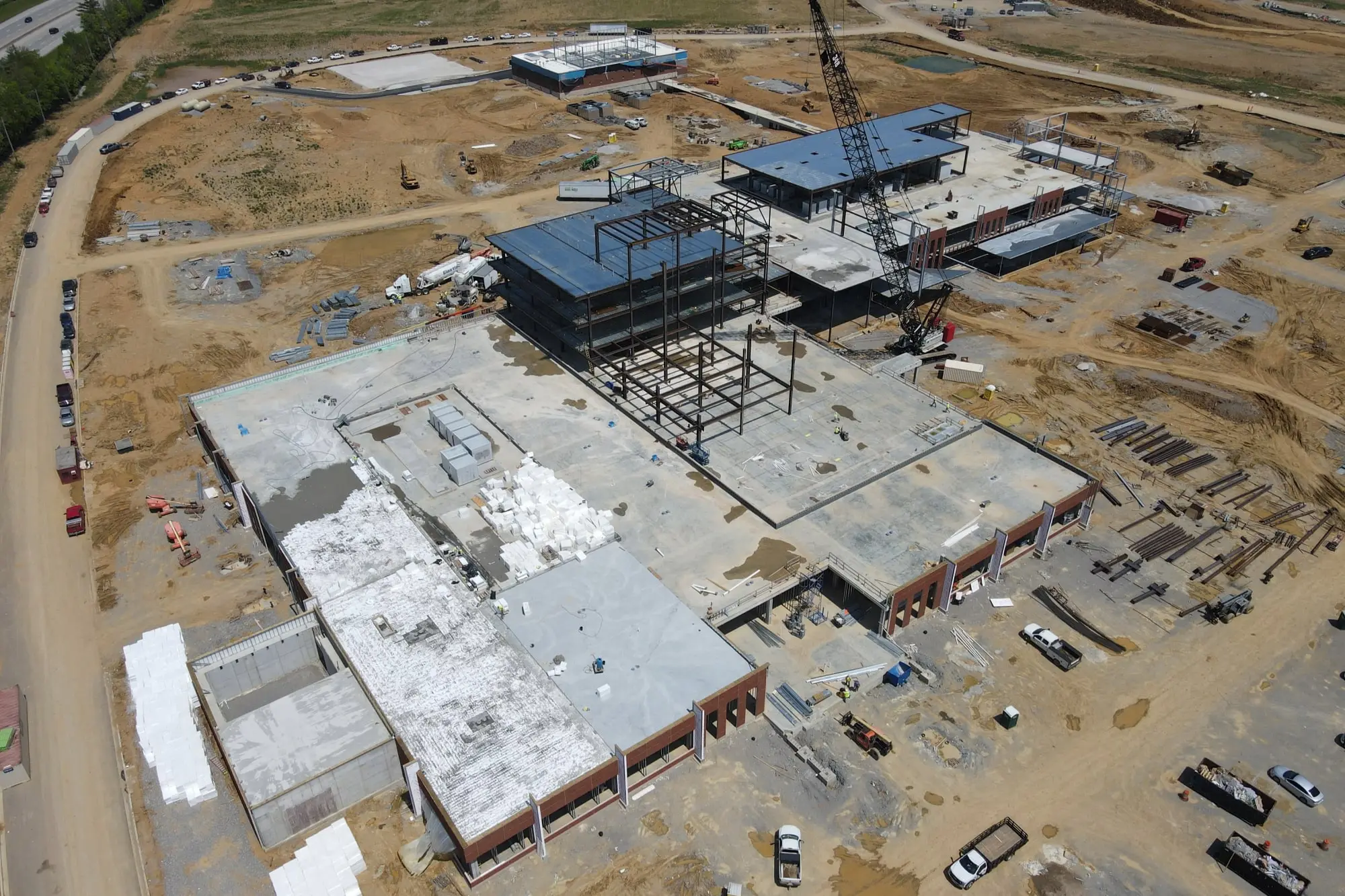 Elastizell Systems applying lightweight insulating concrete to install a roof deck for the new Baptist Health Hamburg facility in Lexington, Kentucky